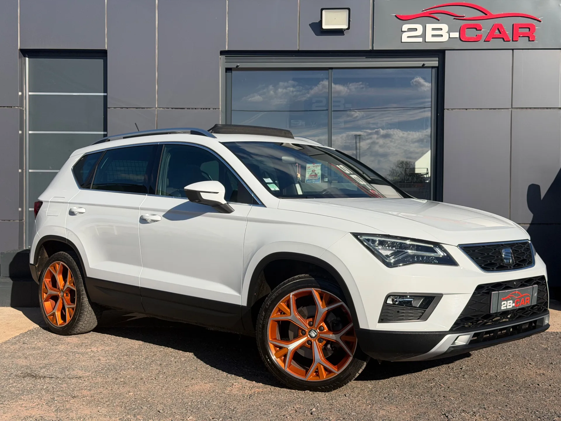 SEAT ATECA 4DRIVE 2.0 TDI 150cv XCELLENCE / 1ÈRE MAIN / KIT DISTRIBUTION NEUF / 4x4 - Photo 5