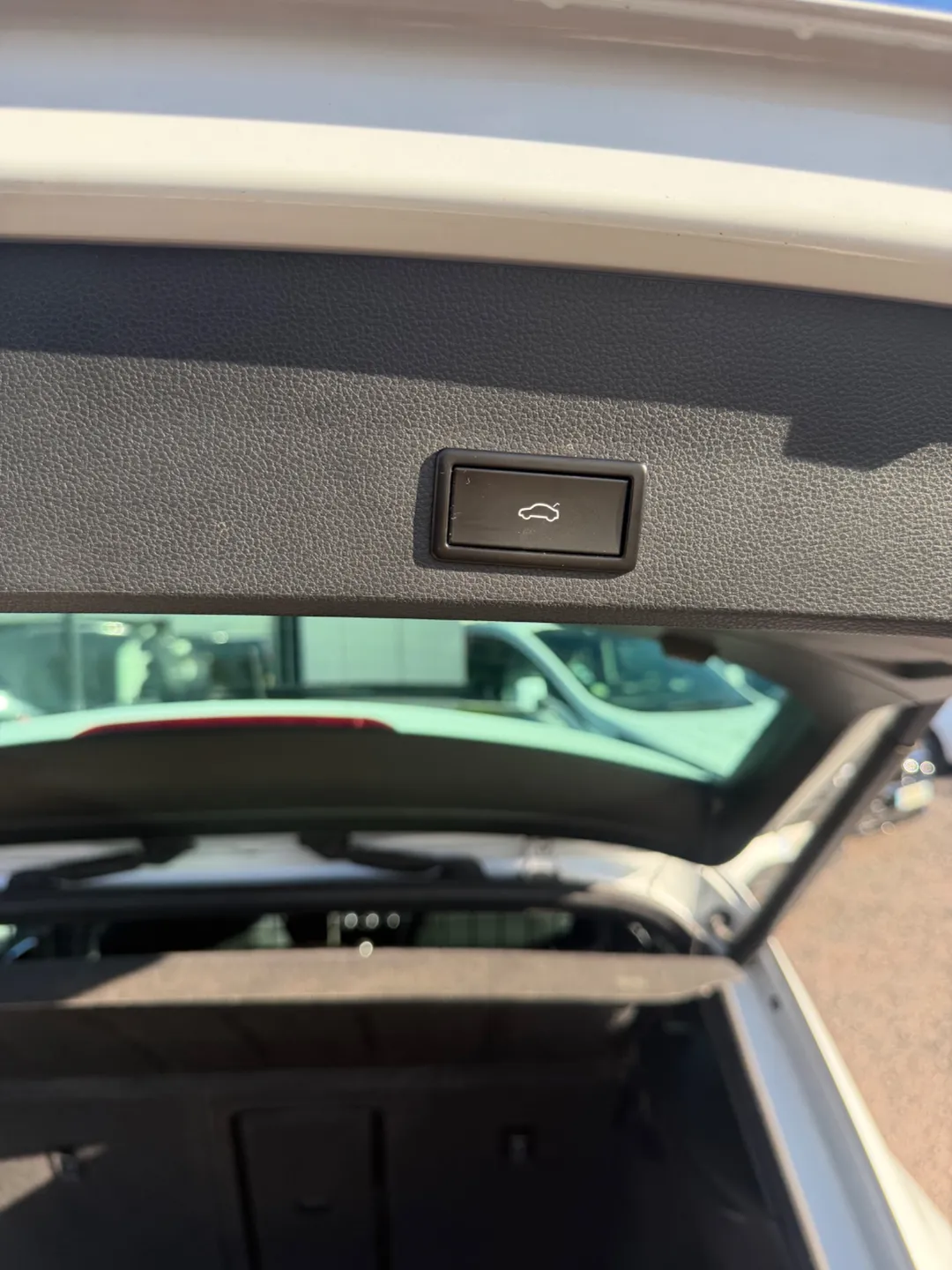 SEAT ATECA 4DRIVE 2.0 TDI 150cv XCELLENCE / 1ÈRE MAIN / KIT DISTRIBUTION NEUF / 4x4 - Photo 13