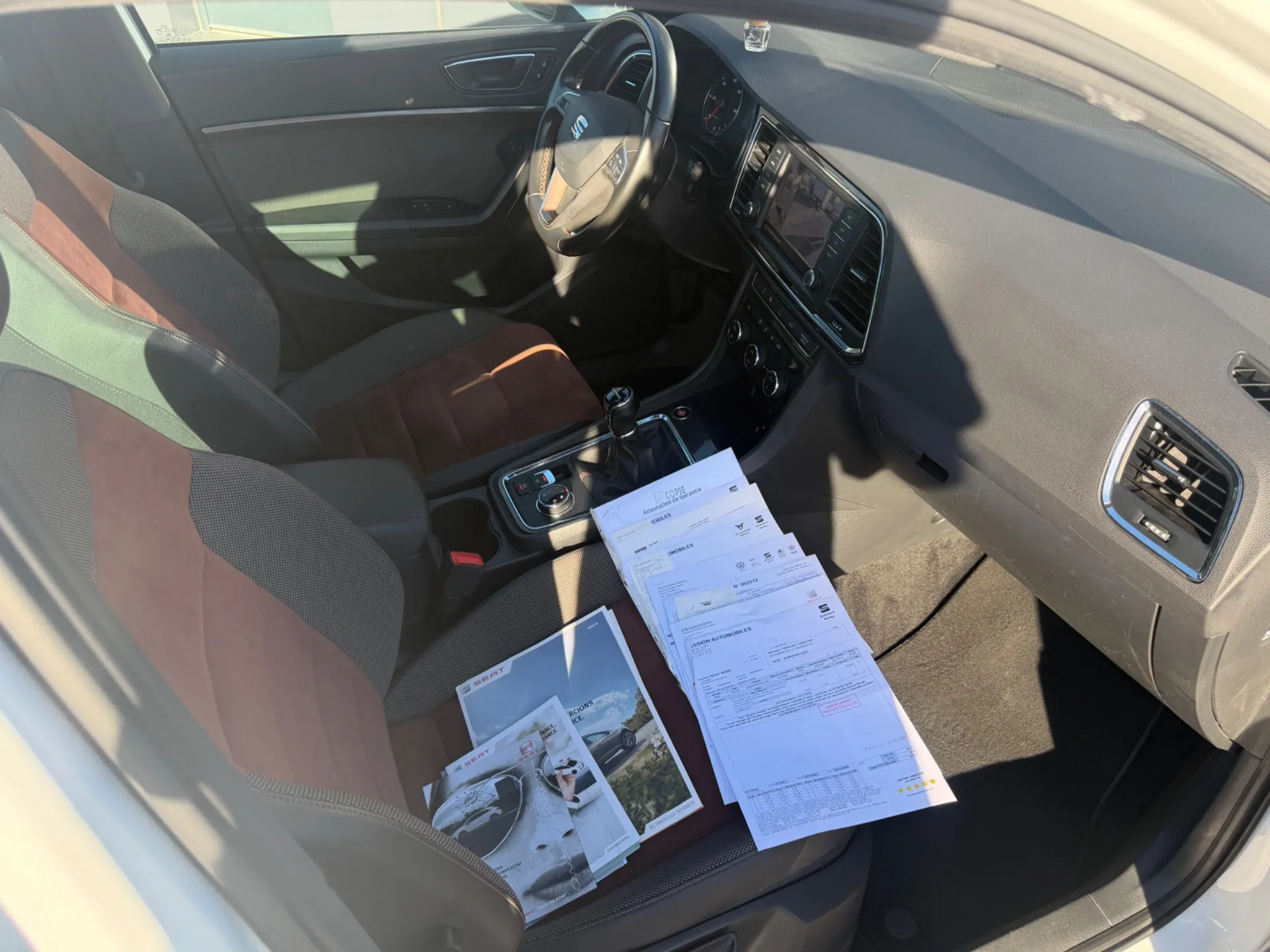 SEAT ATECA 4DRIVE 2.0 TDI 150cv XCELLENCE / 1ÈRE MAIN / KIT DISTRIBUTION NEUF / 4x4 - Photo 8