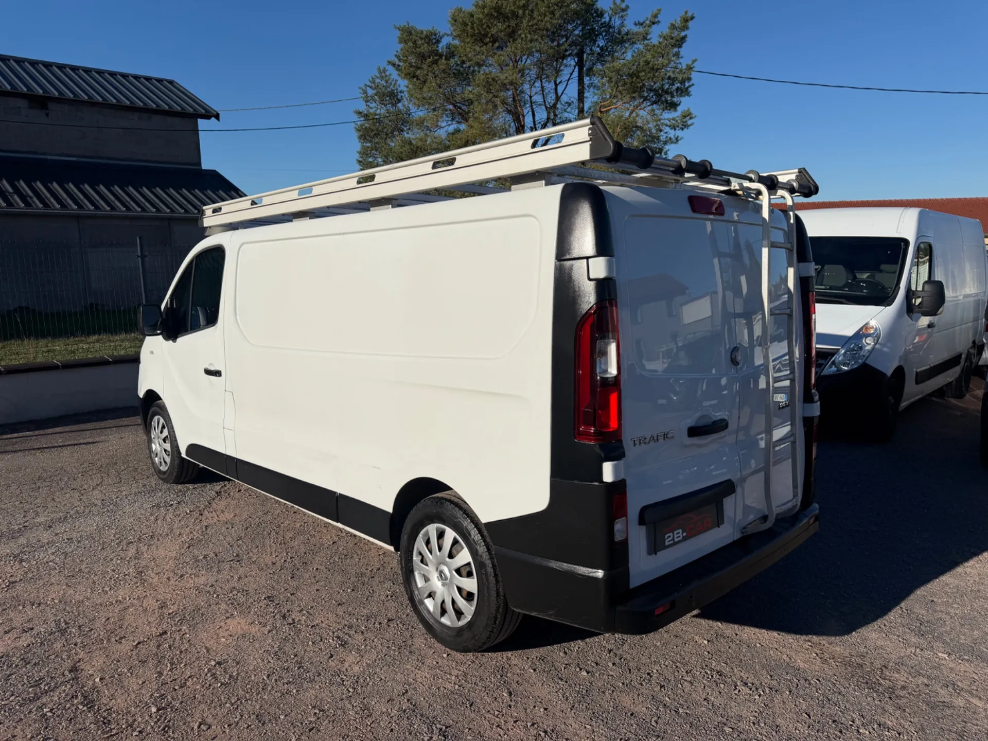 Renault Trafic L2H1 2.0 DCI 145cv BVM6 Galerie Aluminium / Full LED / Grand Confort / GPS Écran tactile - Photo 9