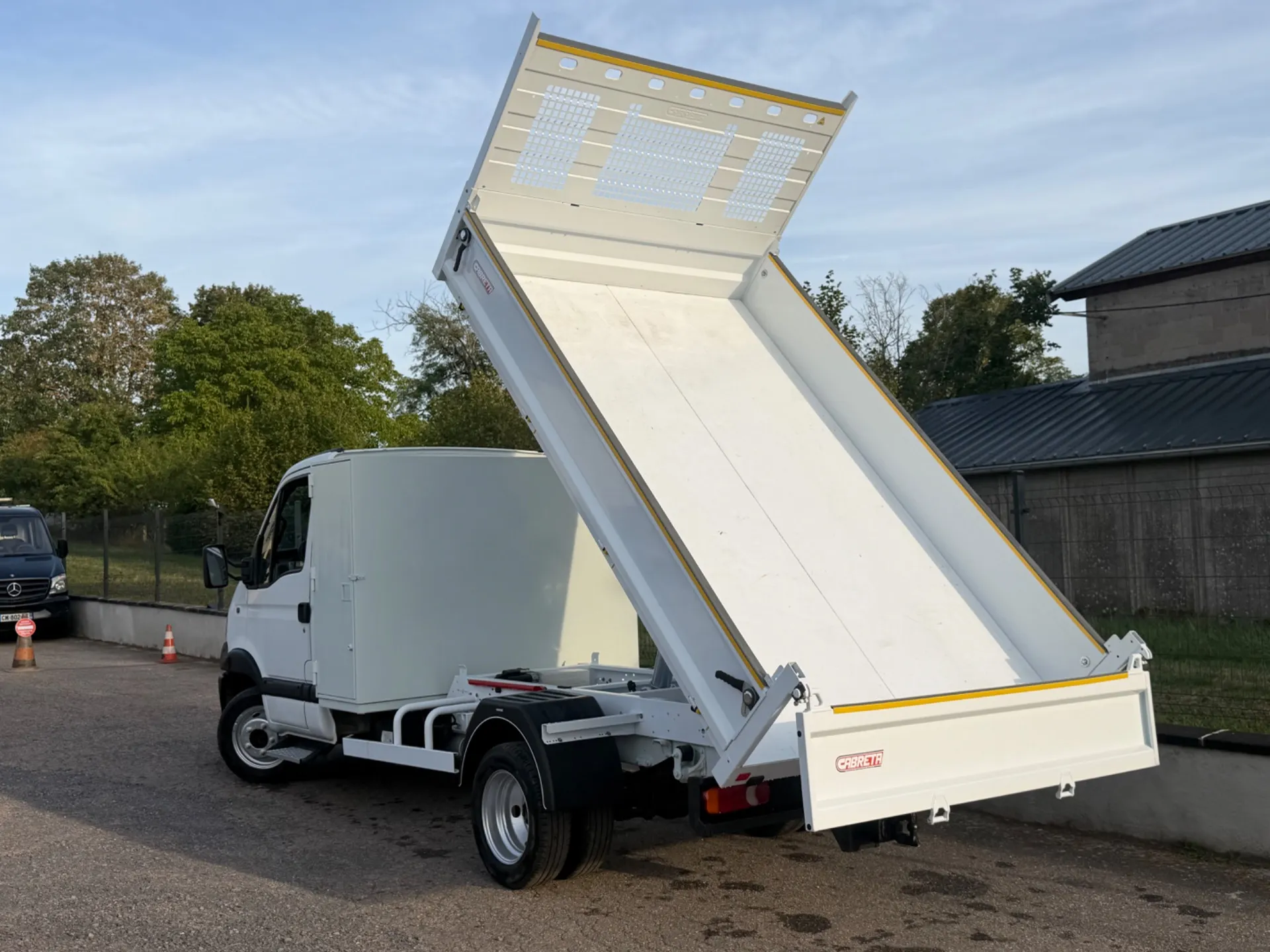 RENAULT MASCOTT 3.0 DXI 120CV BENNE COFFRE / BENNE CABRETA NEUVE / TRÈS FAIBLE KILOMÉTRAGE CERTIFIÉ / ÉTAT NEUF / - Photo 5
