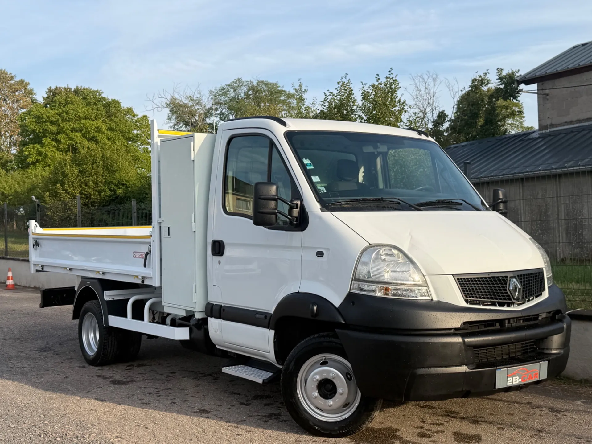 RENAULT MASCOTT 3.0 DXI 120CV BENNE COFFRE / BENNE CABRETA NEUVE / TRÈS FAIBLE KILOMÉTRAGE CERTIFIÉ / ÉTAT NEUF / - Photo 2