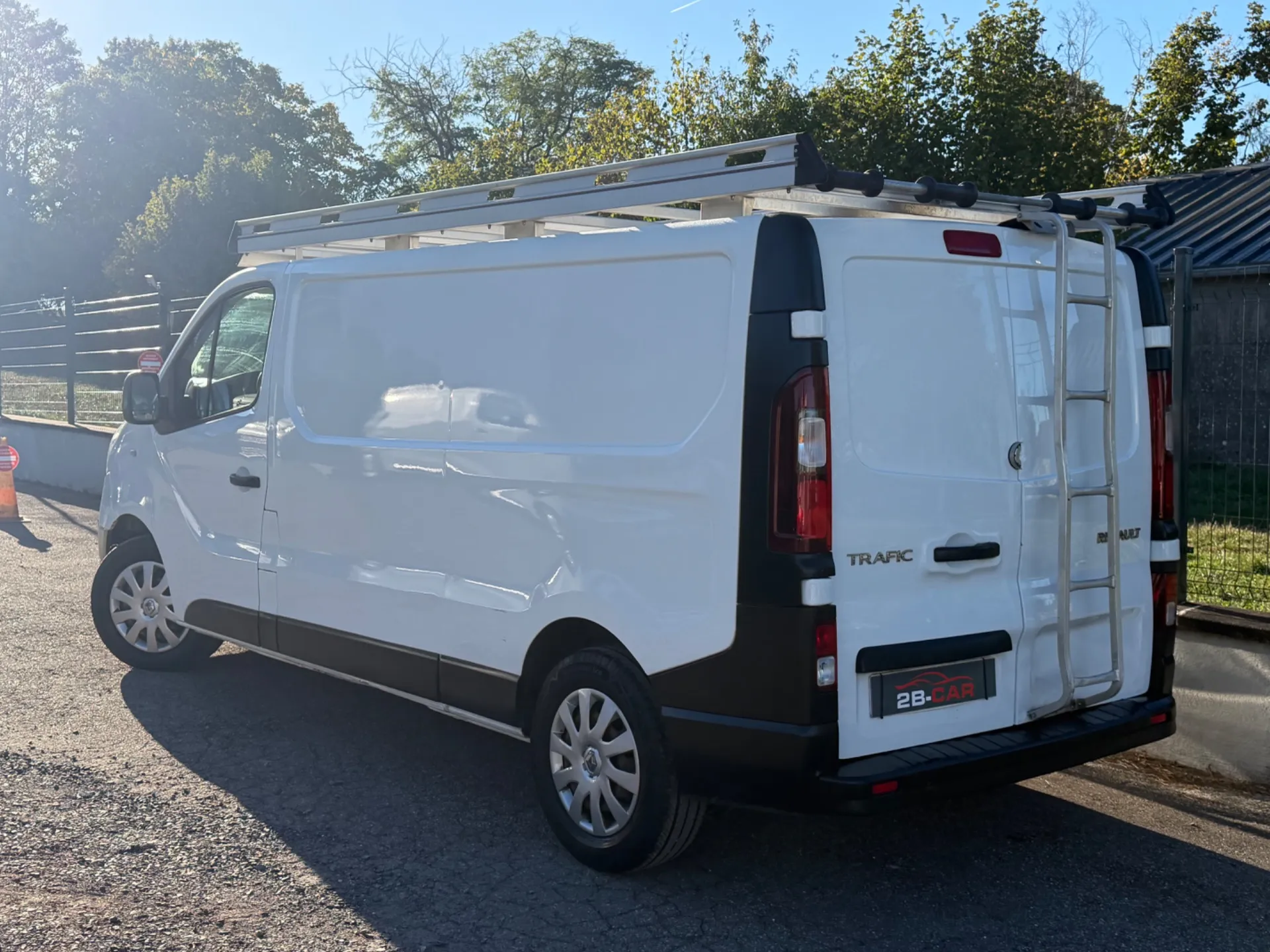 Renault Trafic L2H1 2.0 DCI 145cv BVM6 Galerie Aluminium / Full LED / Grand Confort / GPS Écran tactile - Photo 3