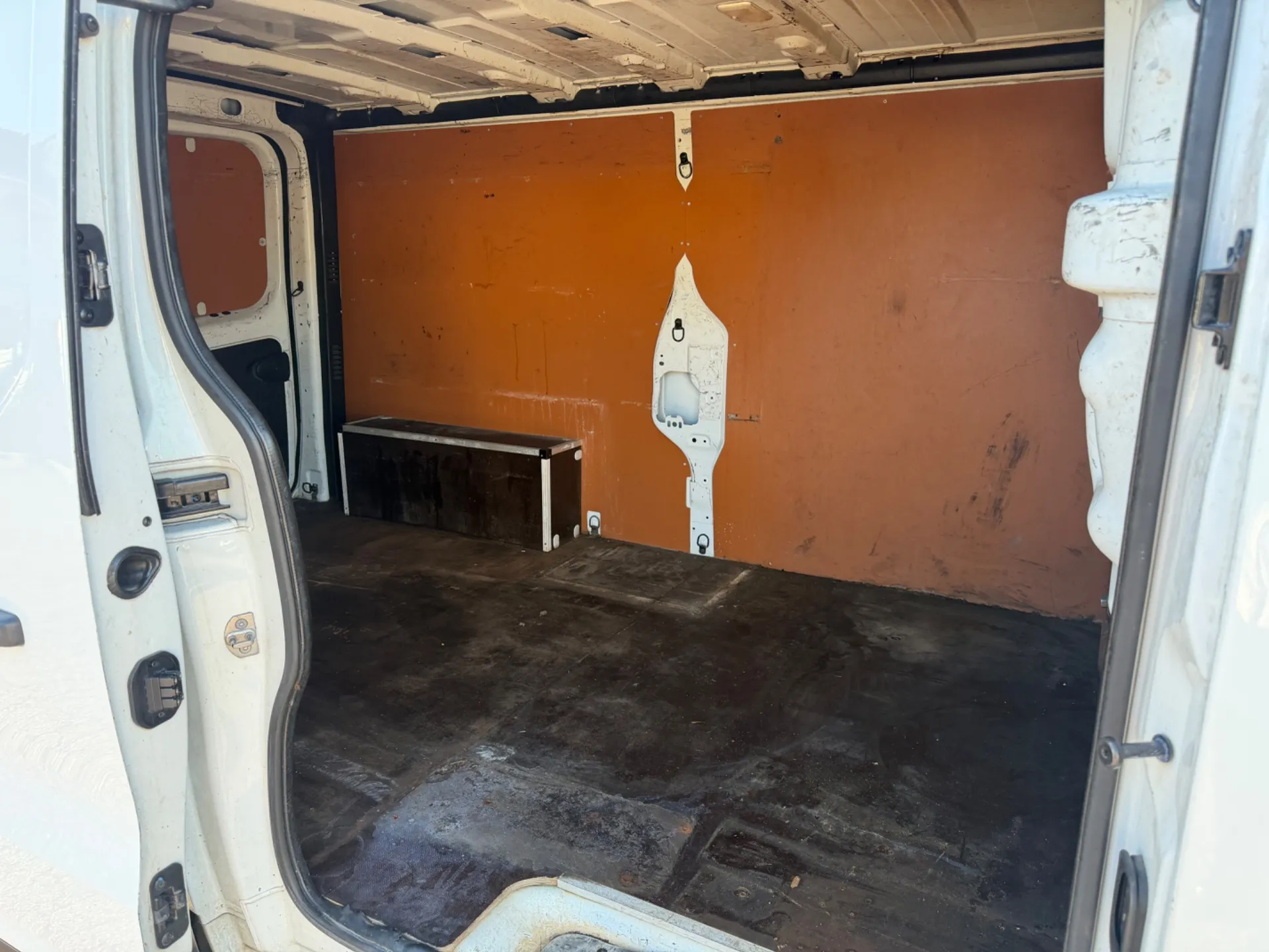 Renault Trafic L2H1 2.0 DCI 145cv BVM6 Galerie Aluminium / Full LED / Grand Confort / GPS Écran tactile - Photo 6