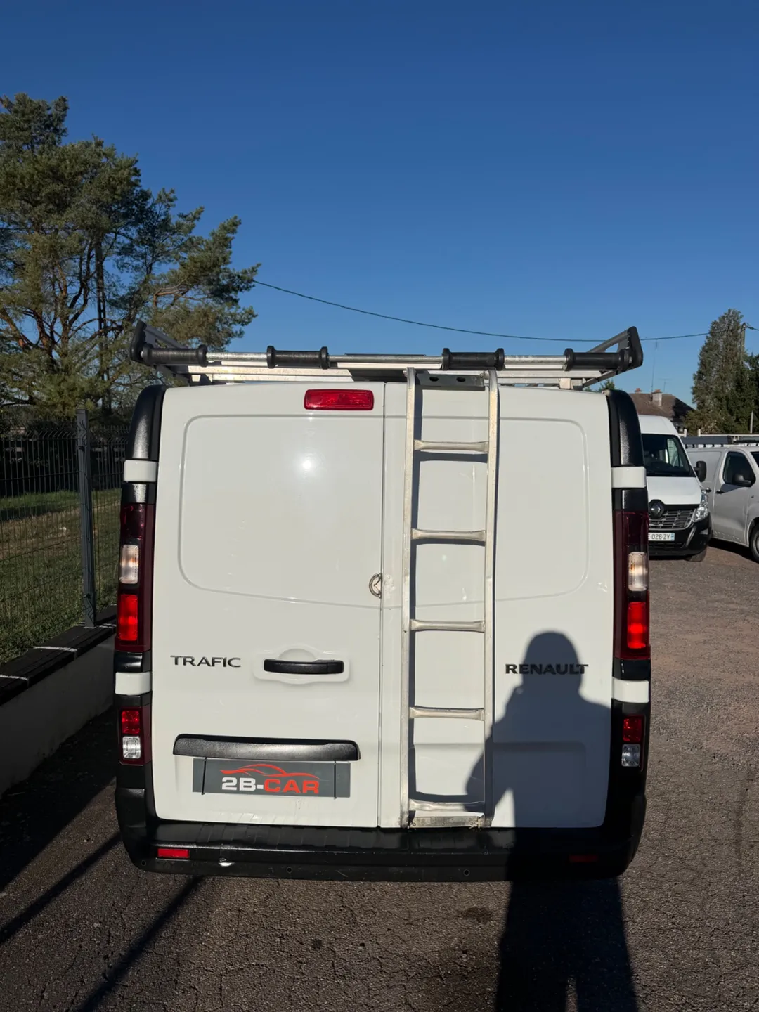Renault Trafic L2H1 2.0 DCI 145cv BVM6 Galerie Aluminium / Full LED / Grand Confort / GPS Écran tactile - Photo 10