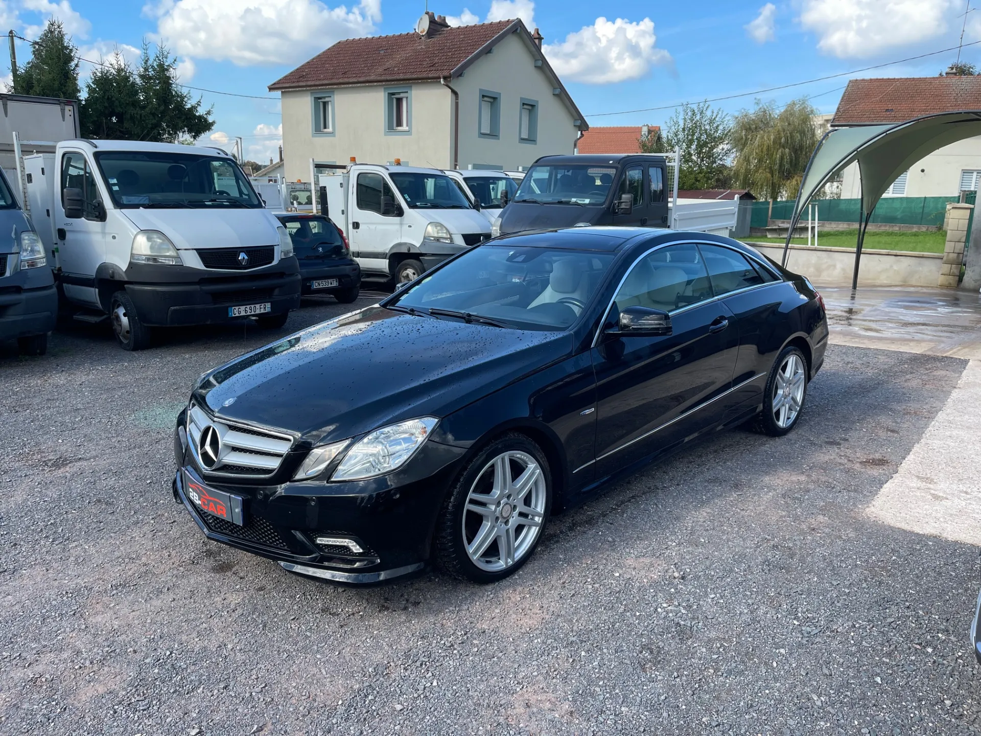 MERCEDES-BENZ CLASSE E350CDI 3.0l V6 265cv 7G-TRONIC PACK AMG / TOIT OUVRANT / CUIR BLANC - Photo 9