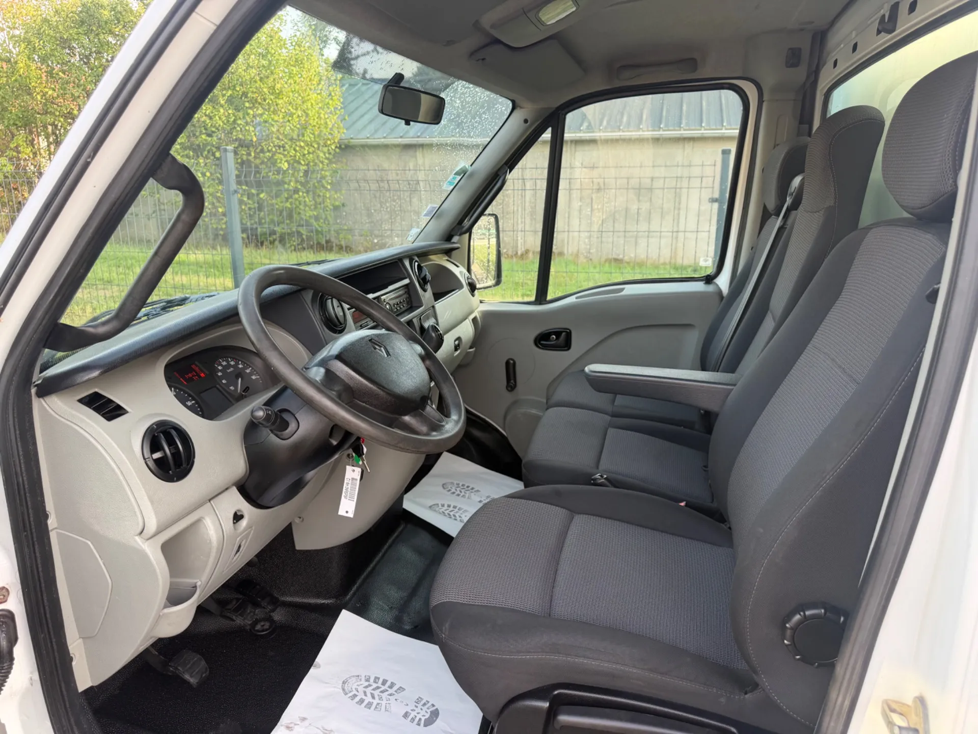 RENAULT MASCOTT 3.0 DXI 120CV BENNE COFFRE / BENNE CABRETA NEUVE / TRÈS FAIBLE KILOMÉTRAGE CERTIFIÉ / ÉTAT NEUF / - Photo 9