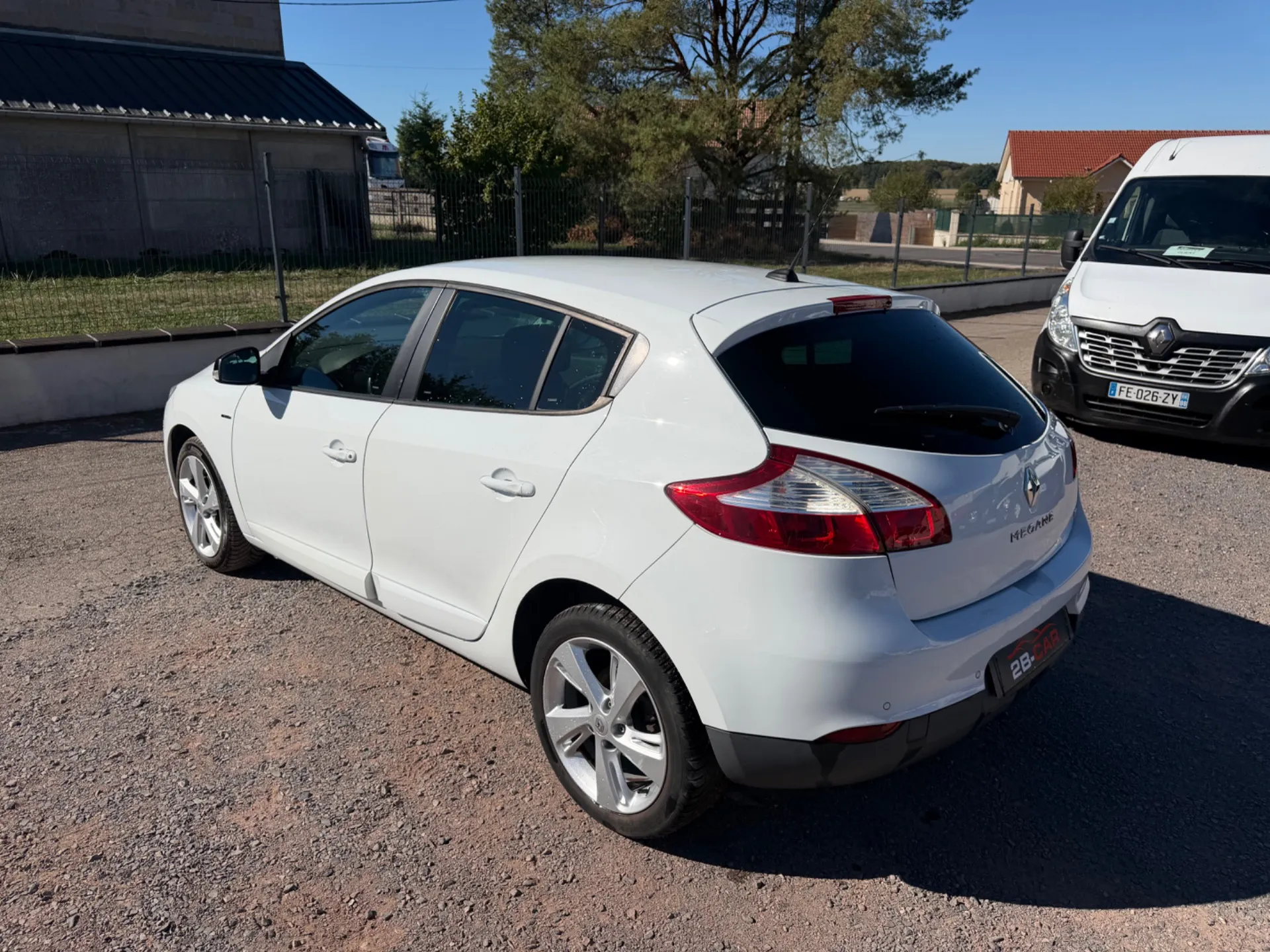 Renault Megane 1.2 Tce 115cv LIMITED / Très propre / GPS / Bluetooth / Régulateur / Limiteur / Clim - Photo 8