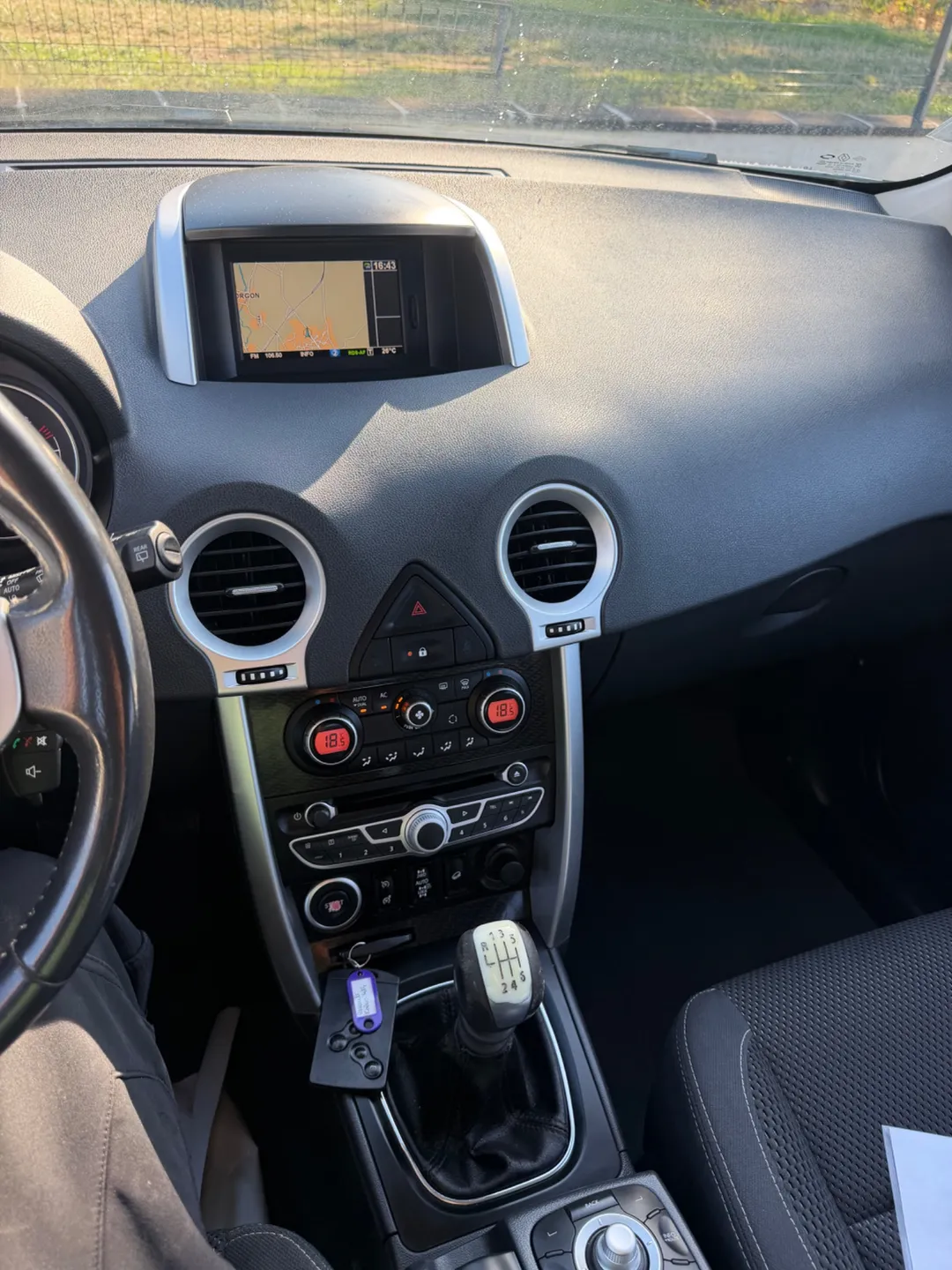 Renault Koleos 4x4 / 2.0 DCI 150cv / 1ère main / Suivit Renault / Très propre / Attelage - Photo 11