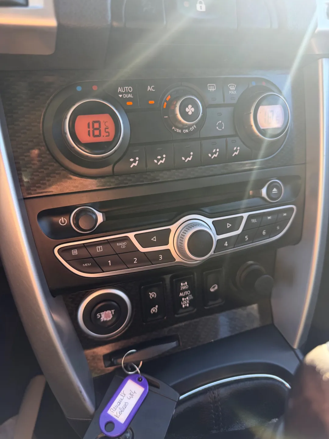 Renault Koleos 4x4 / 2.0 DCI 150cv / 1ère main / Suivit Renault / Très propre / Attelage - Photo 15