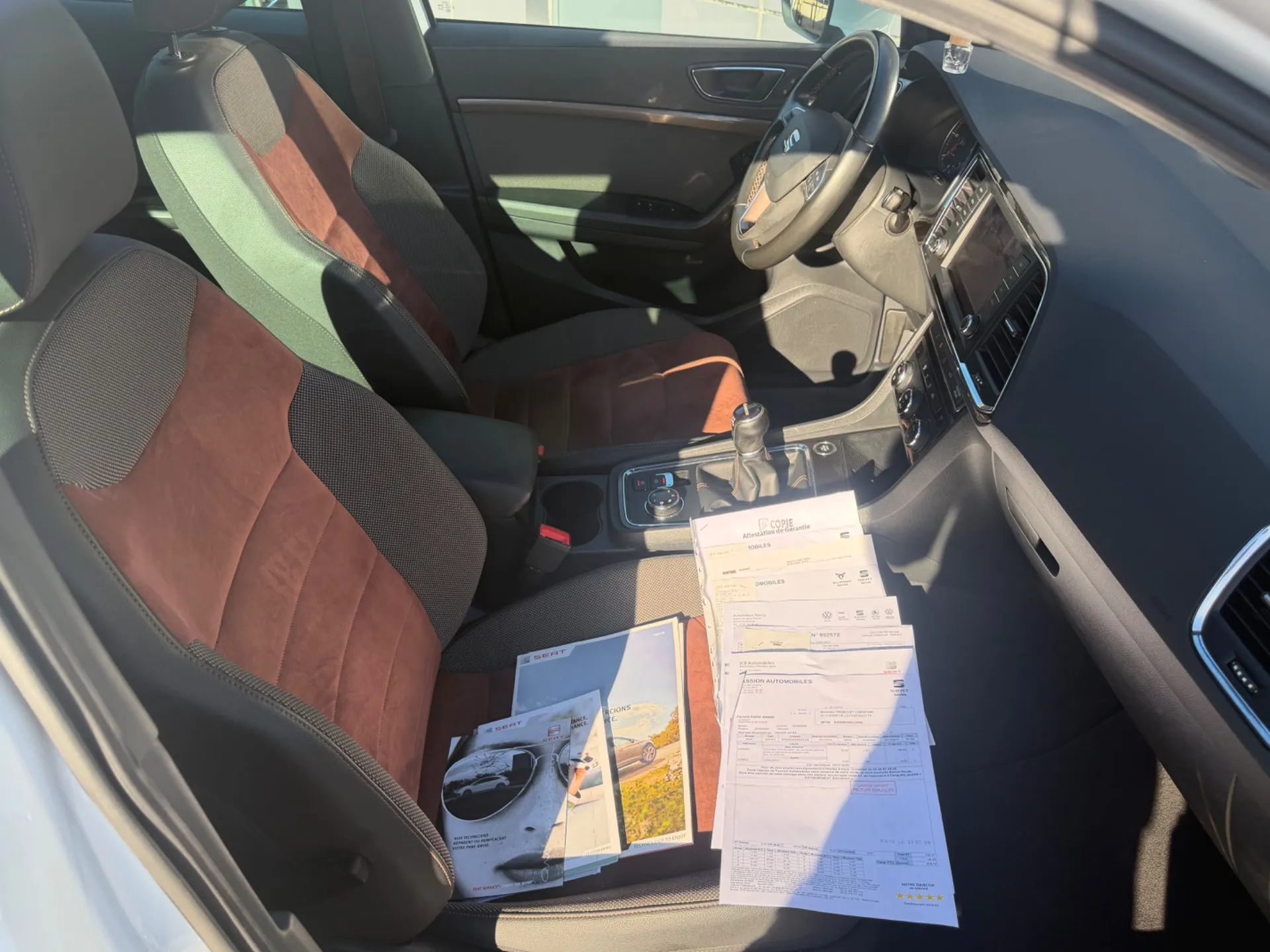 SEAT ATECA 4DRIVE 2.0 TDI 150cv XCELLENCE / 1ÈRE MAIN / KIT DISTRIBUTION NEUF / 4x4 - Photo 9