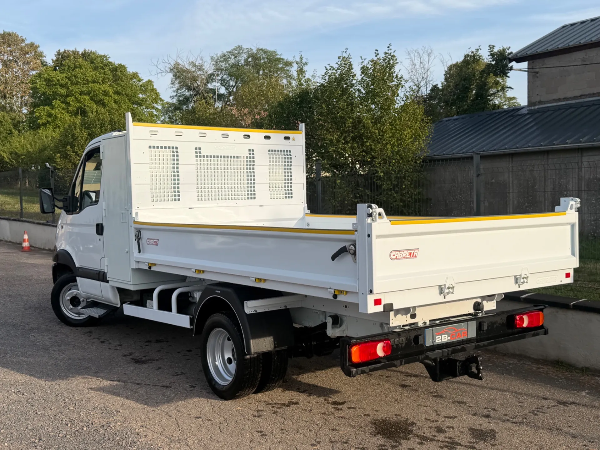 RENAULT MASCOTT 3.0 DXI 120CV BENNE COFFRE / BENNE CABRETA NEUVE / TRÈS FAIBLE KILOMÉTRAGE CERTIFIÉ / ÉTAT NEUF / - Photo 3